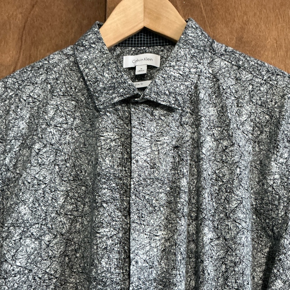 New Men’s Calvin Klein Button Down